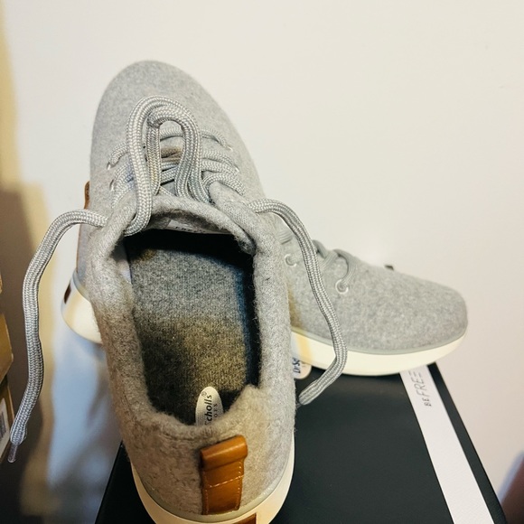 COPY - Dr Scholl’s Lt Gray Wool Blend Lace up Sneaker - Picture 6 of 9